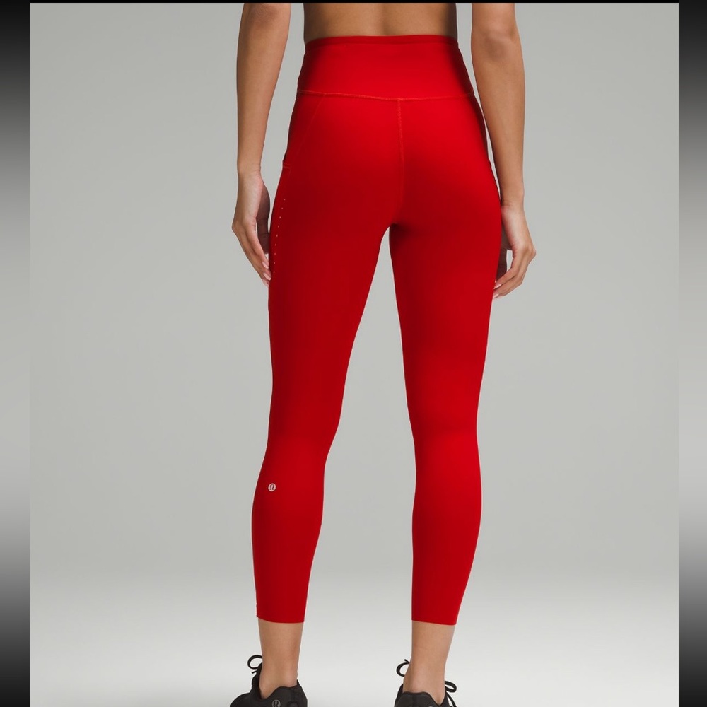 lululemon Red cropped leggings
